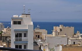 Central Penthouse - Large Terrace